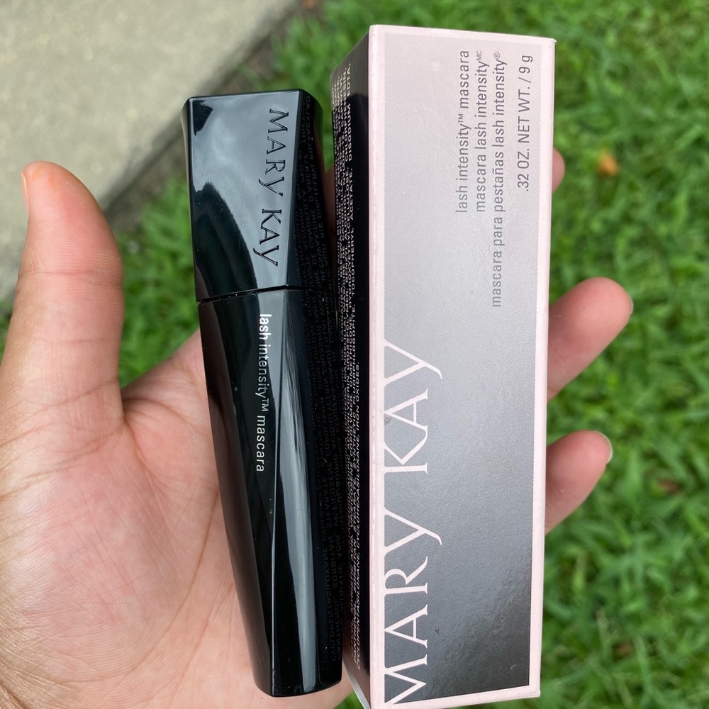 Mascara
